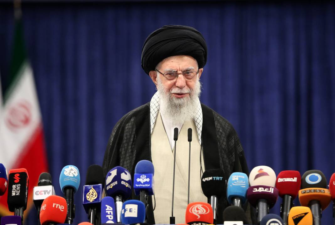 İran sandık başında! Reisi'nin halefi kim olacak? - Resim: 4